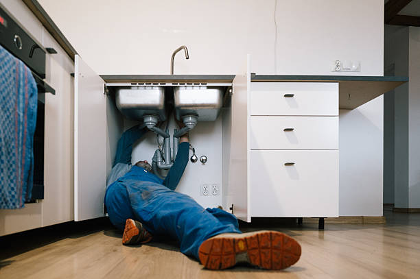 Professional Plumbing technician working in Woods Hole, MA